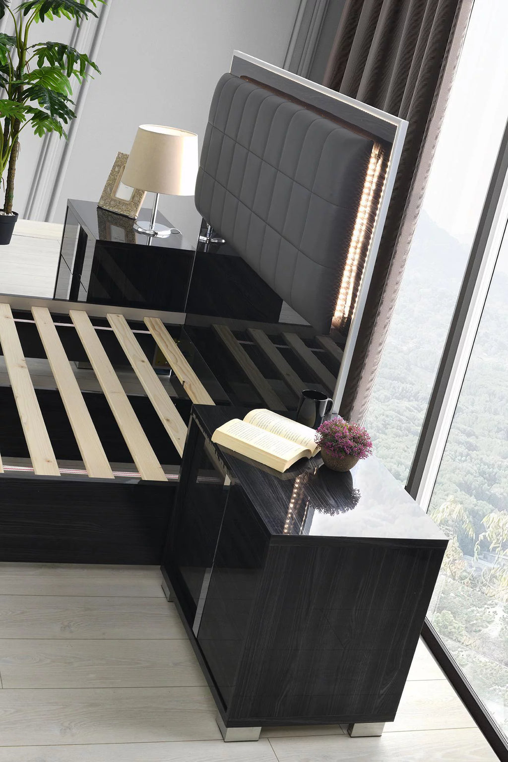 Queen Bed with LED Light, Gloss Grey Finish T356