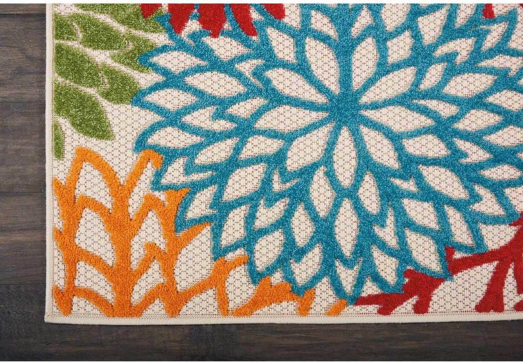 Green 2'3'' x 8' Indoor/Outdoor Area Rug R473162