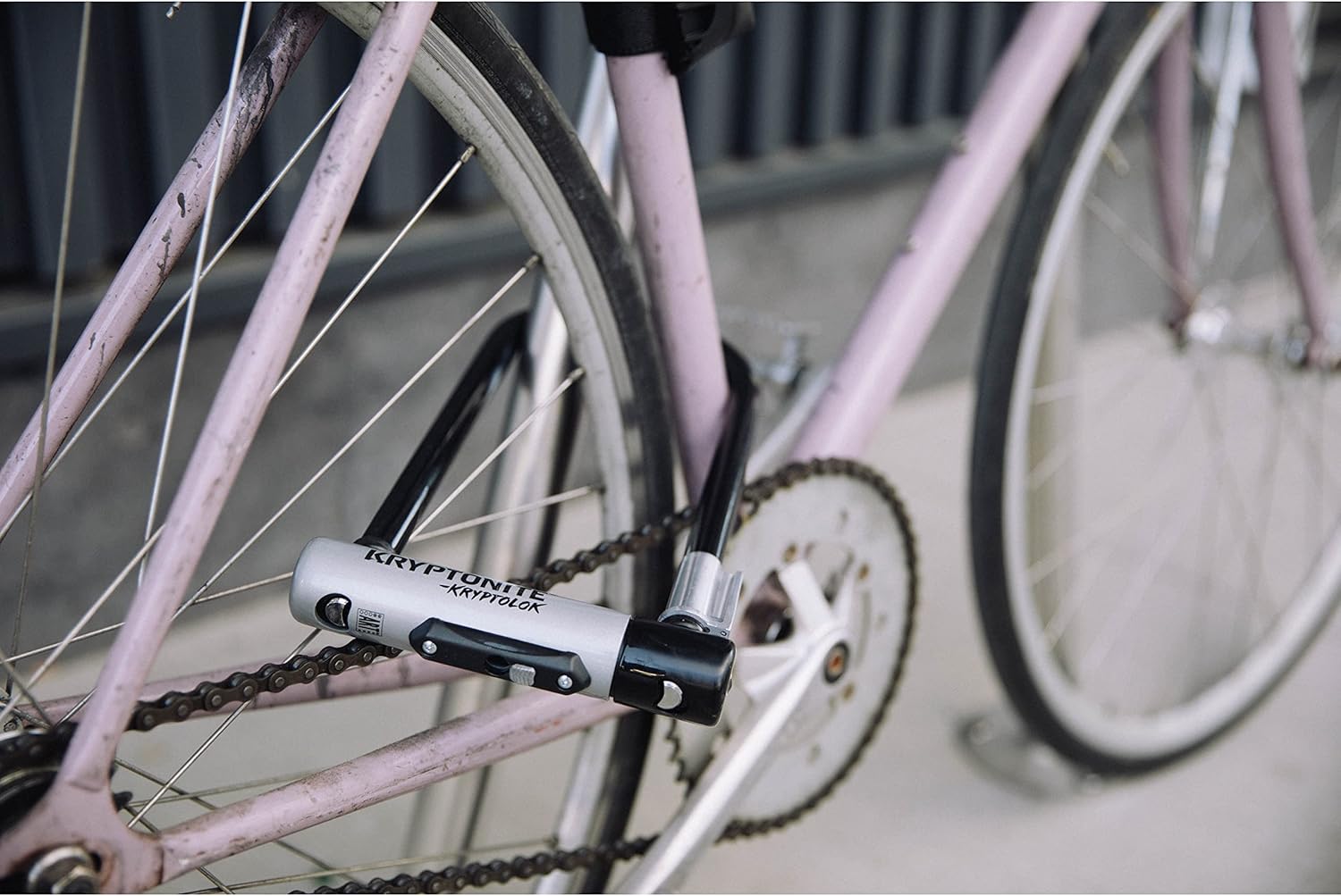 Heavy Duty Anti-Theft Bike U-Lock with Mounting Bracket and Keys G7070