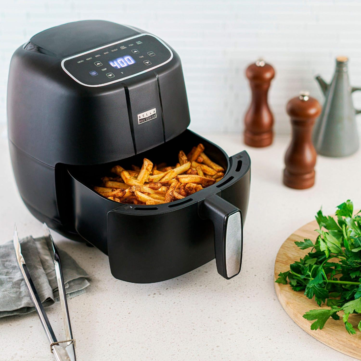 Touchscreen Air Fryer 4 qt Black Matte J64513