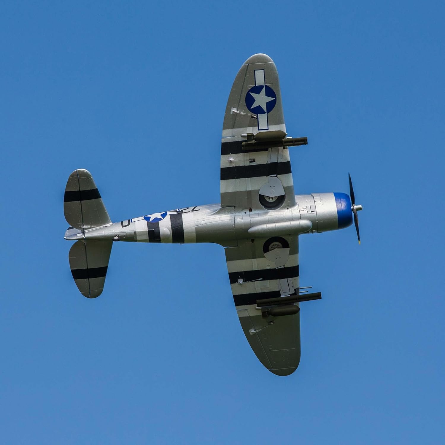 RC Airplane P-47 Razorback 1.2m BNF Basic C51836